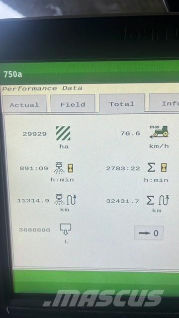 John Deere R952i 自走式噴霧器