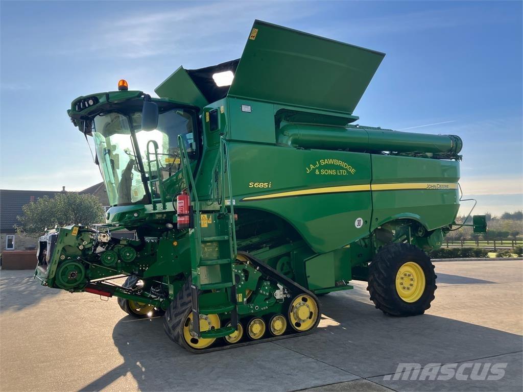 John Deere S685 TM コンバイン
