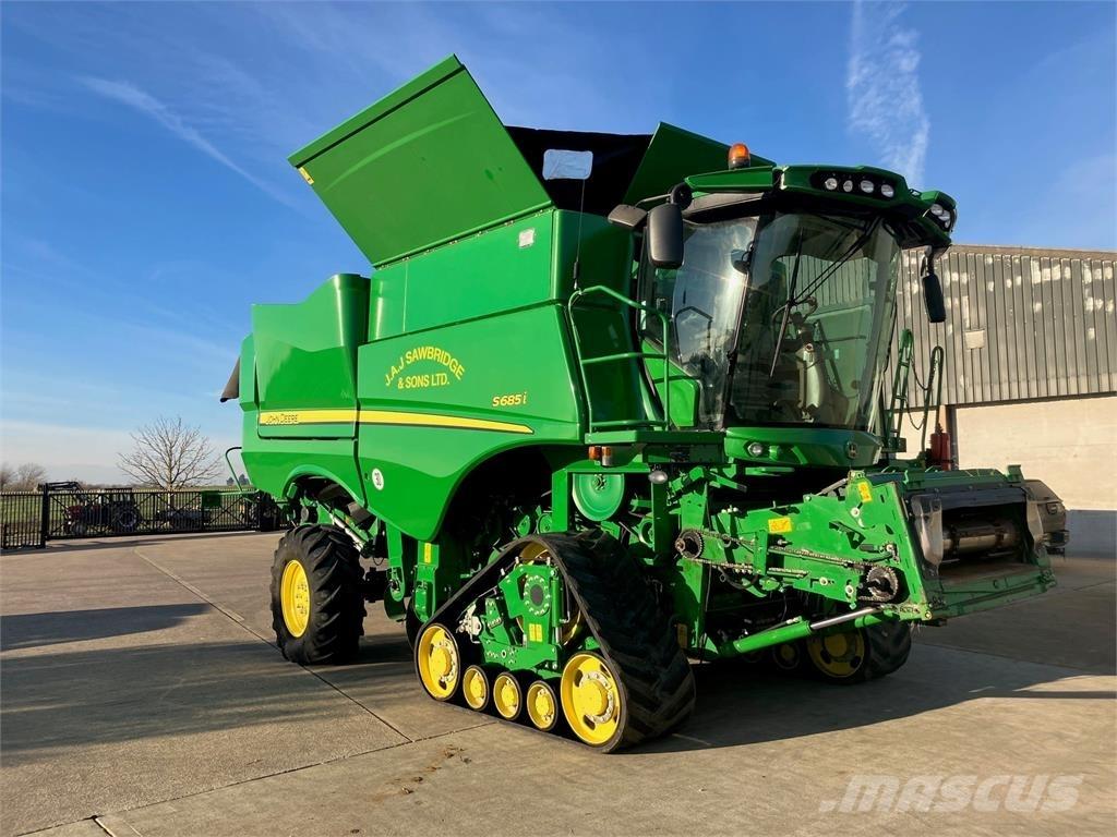John Deere S685 TM コンバイン
