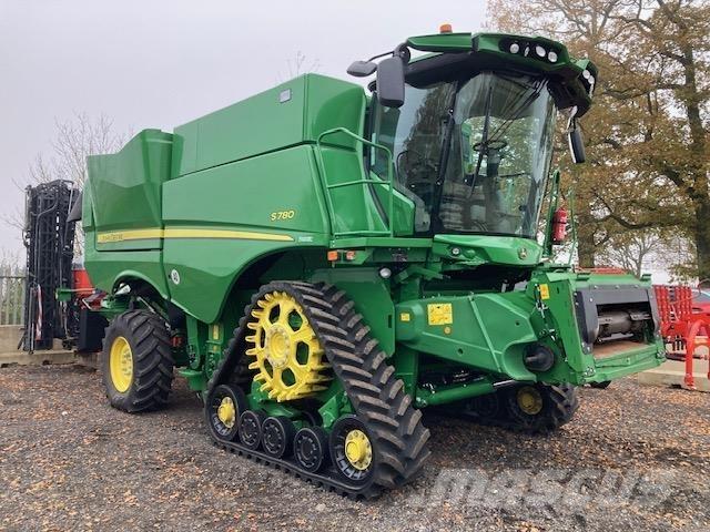 John Deere S780 コンバイン