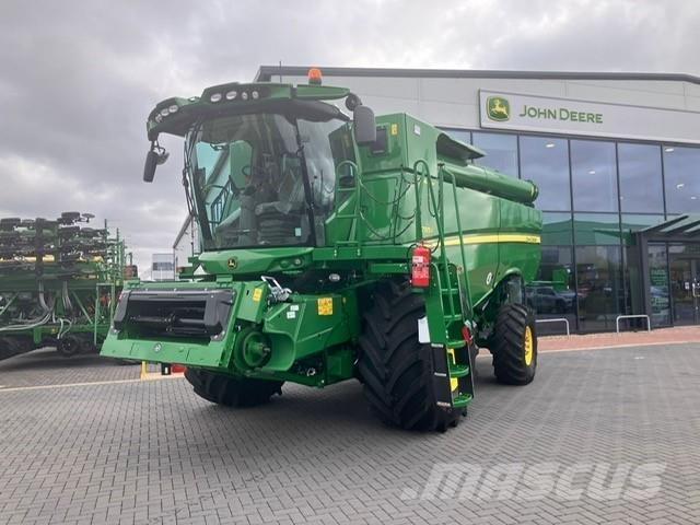 John Deere S785 HM コンバイン