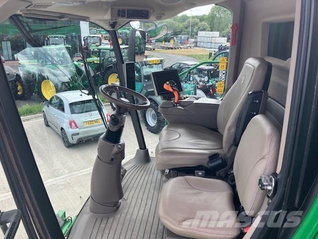 John Deere S790 コンバイン