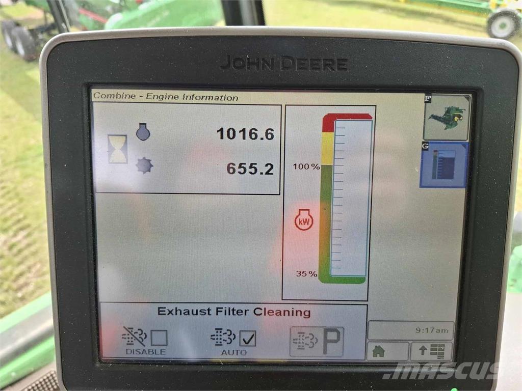 John Deere T670 コンバイン