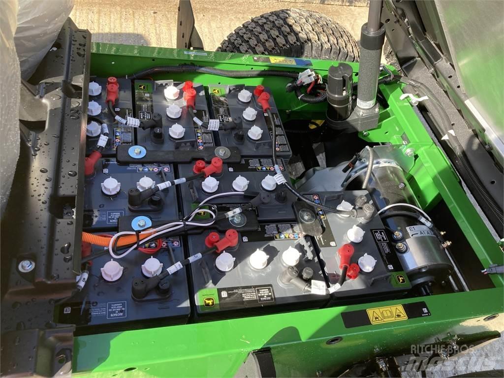 John Deere TE Gator ユーティリティー機械