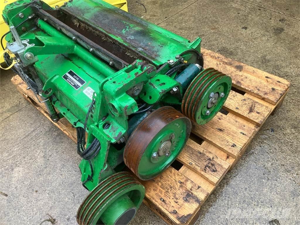 John Deere Wholecrop KP 自走式フォレージハーベスター