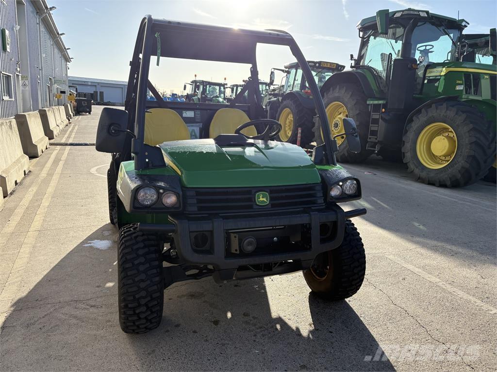 John Deere XUV855M ユーティリティー機械