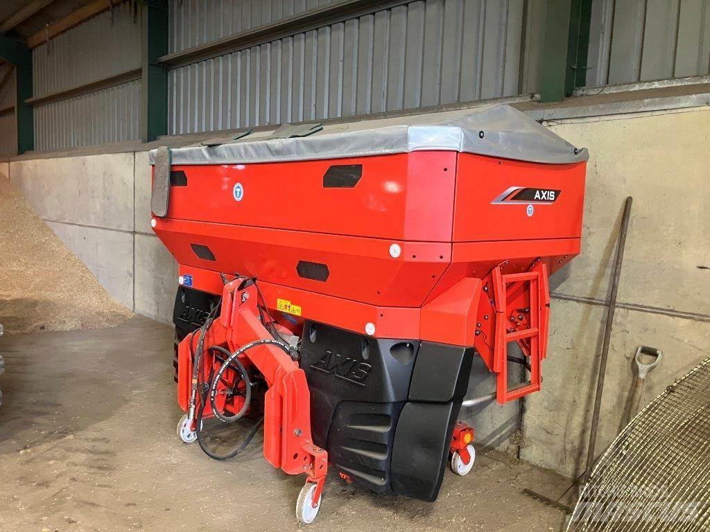 Kuhn Axis 50.2 HEMCW ブームスプレイヤー