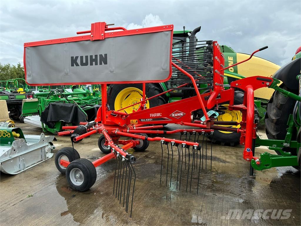 Kuhn GA 4201 テッダー・テッダーレーキ