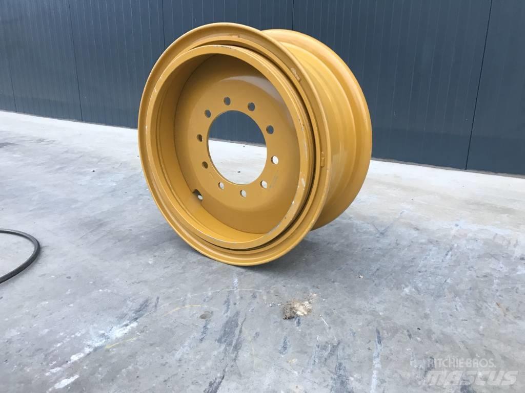 CAT 140H Rims 無限軌道、クローラ、履帯
