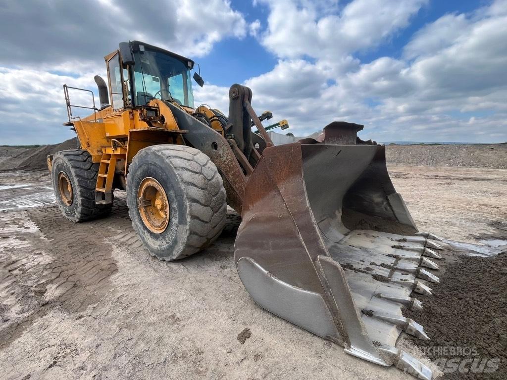 Volvo L180c ホイールローダー・タイヤショベル