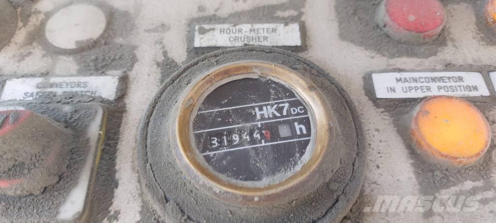 Metso LT 125 自走式クラッシャー