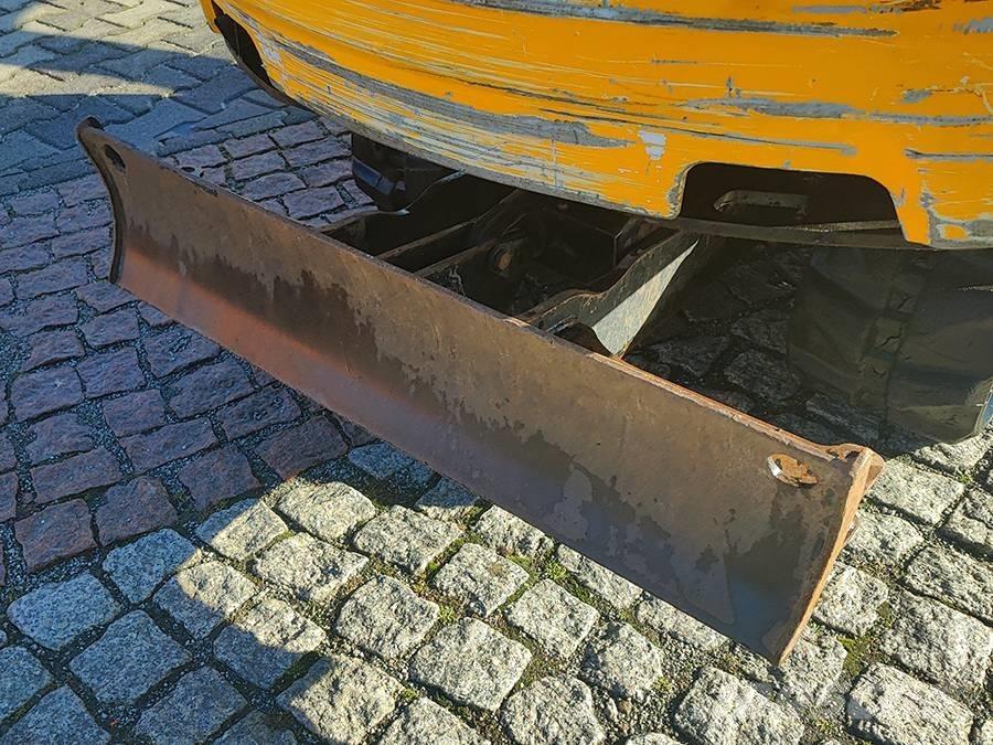 JCB 15 C-1 ミニ油圧ショベル 7t以下（ミニユンボ・ミニディガー）