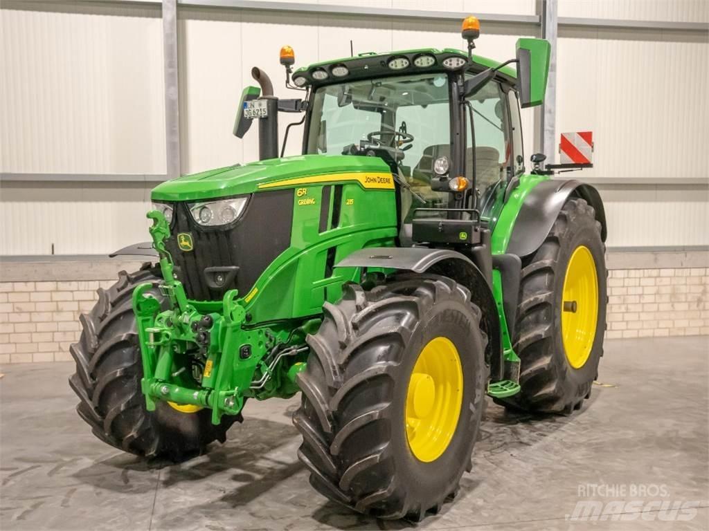John Deere 6R215 トラクター