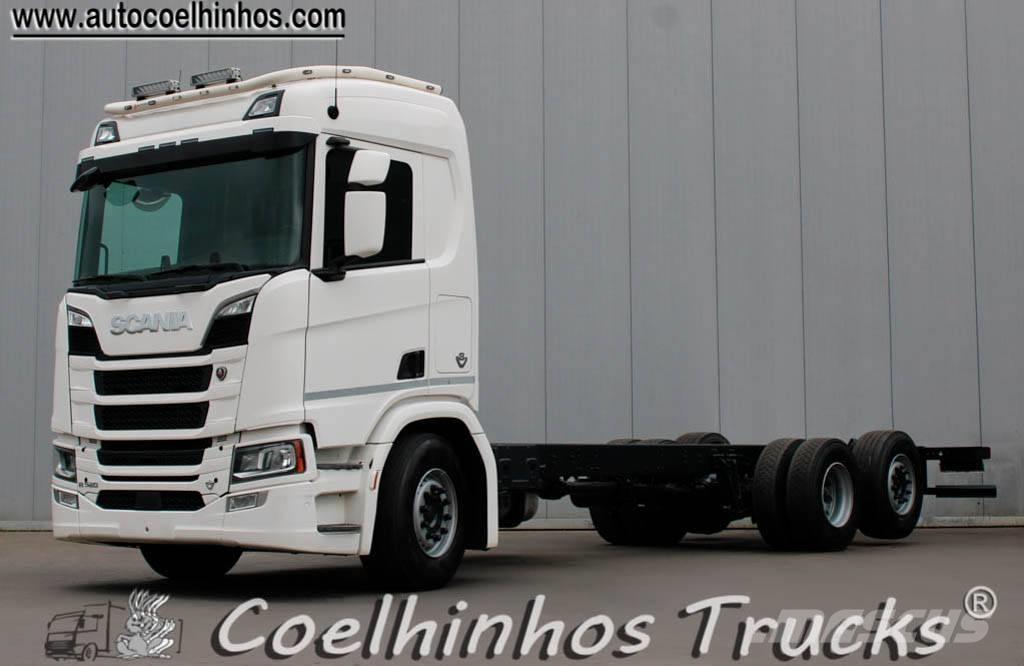 Scania R 520  V8 キャブ付きシャーシ