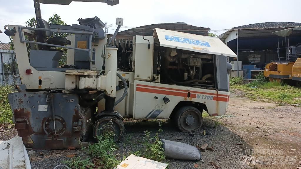Wirtgen W130H アスファルトコールドミリングマシーン