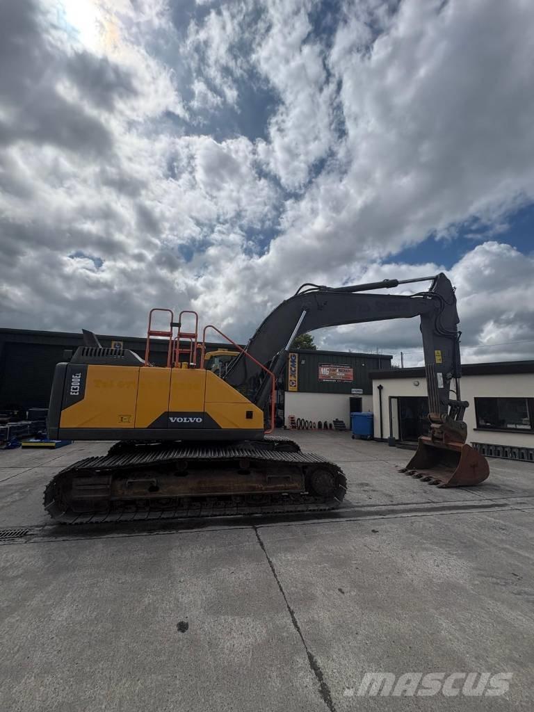 Volvo EC 300 EL 大型油圧ショベル12t以上（パワーショベル・ユンボ）