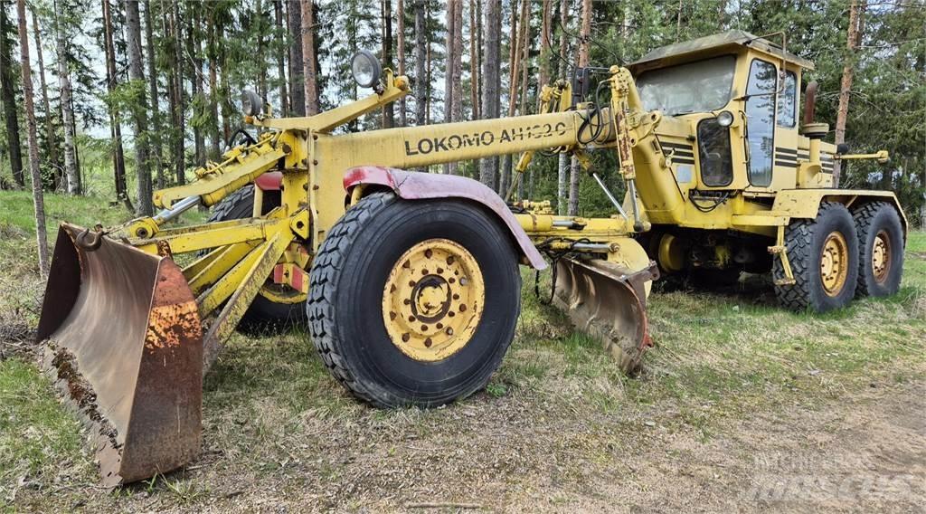Lokomo AH 132 C モーターグレーダー