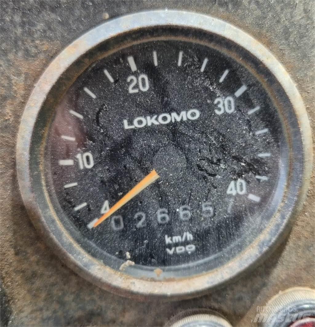 Lokomo AH 132 C モーターグレーダー