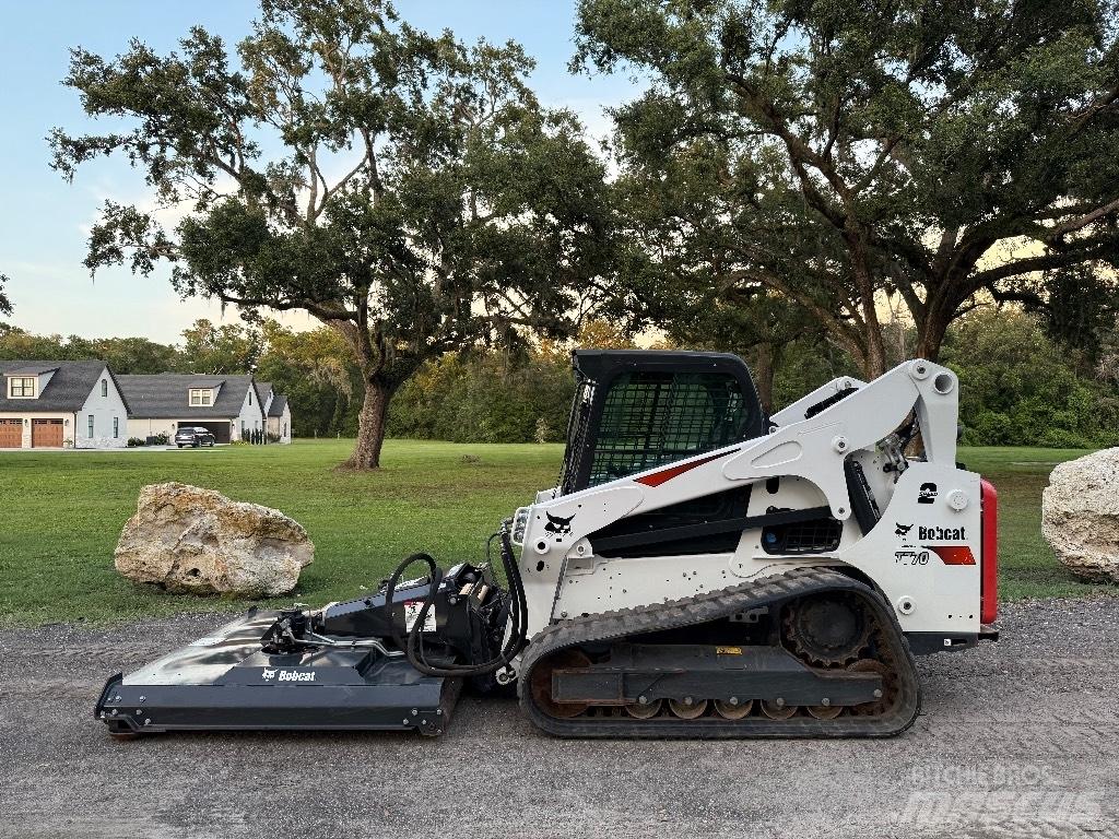 Bobcat T 770 スキッドステアローダー