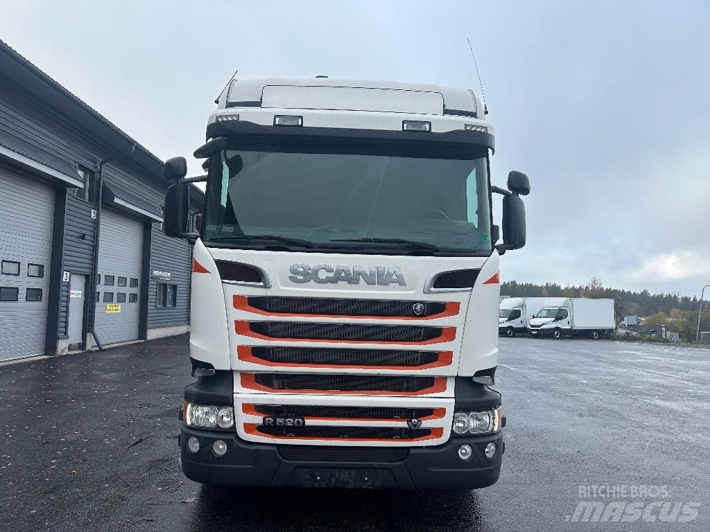Scania R520 8x2/4 ケーブルリフト着脱式トラック
