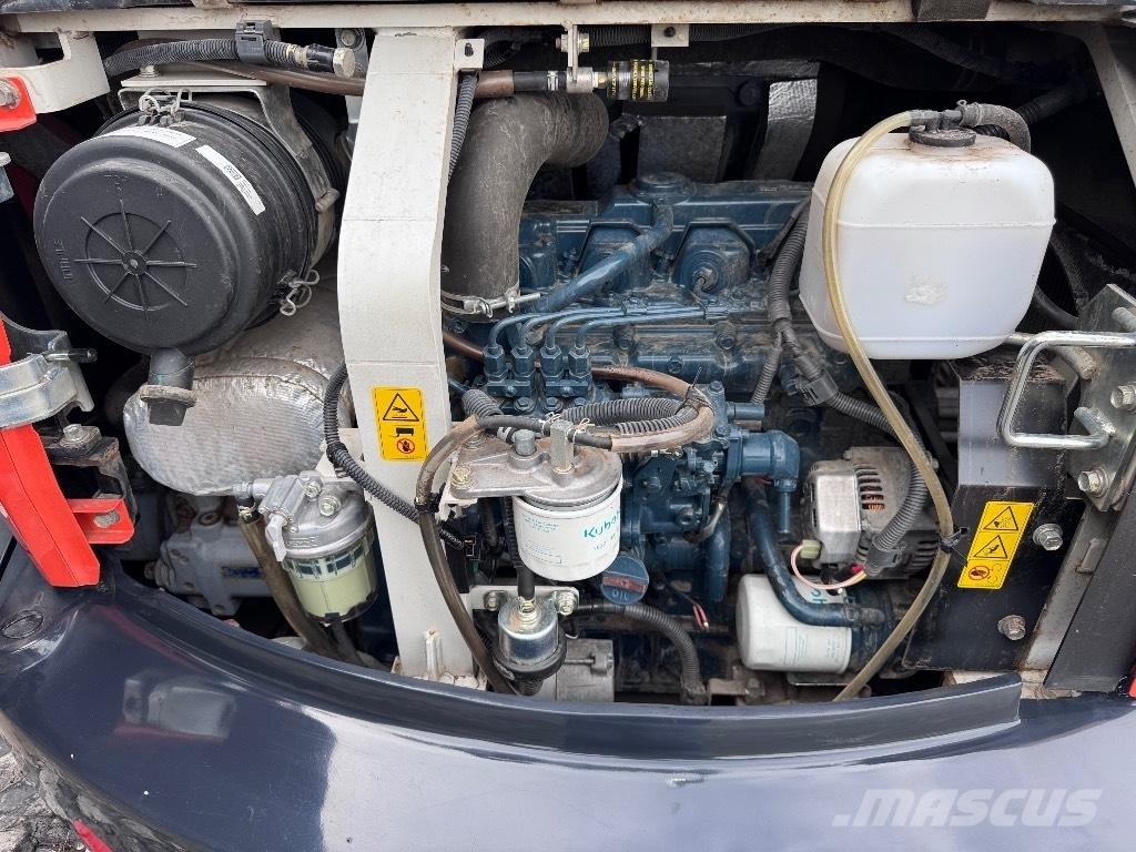 Kubota U 55-4 ミニ油圧ショベル 7t以下（ミニユンボ・ミニディガー）