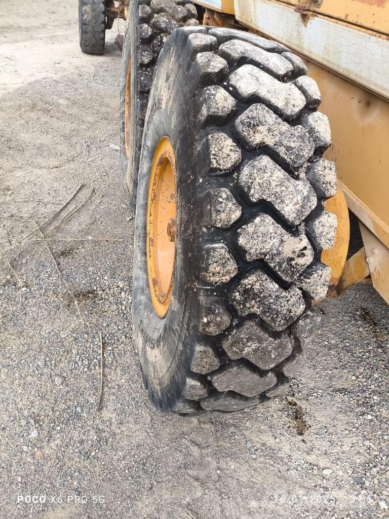 Dresser 830 モーターグレーダー