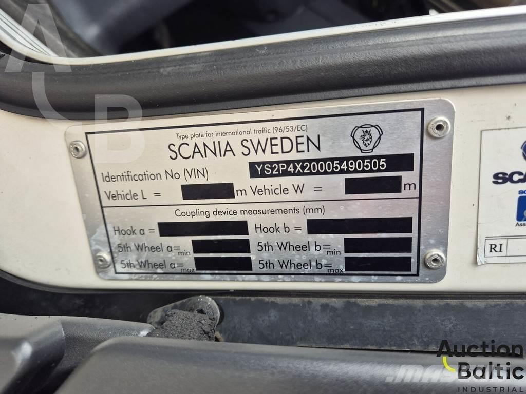 Scania P 450 キャブ付きシャーシ