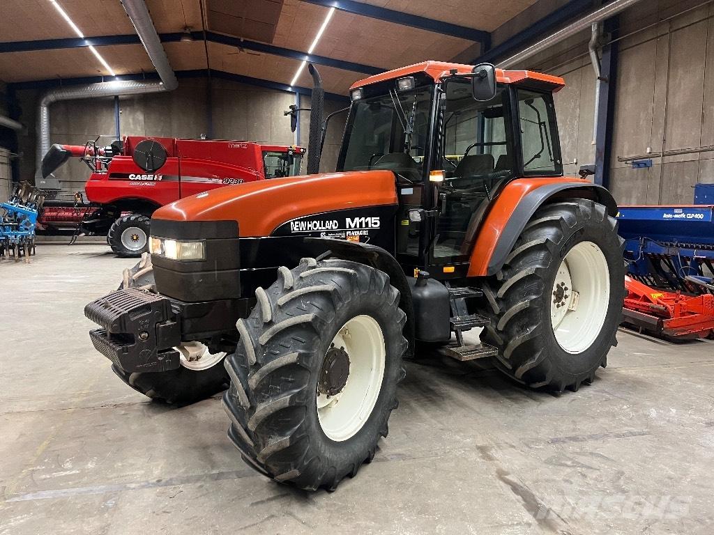 New Holland M 115 トラクター