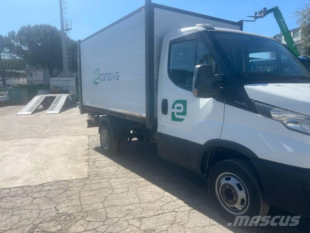 Iveco Daily 35 C14 ダンプ