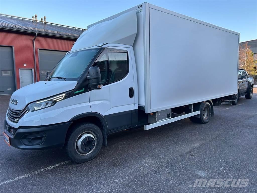 Iveco Daily パネルバン