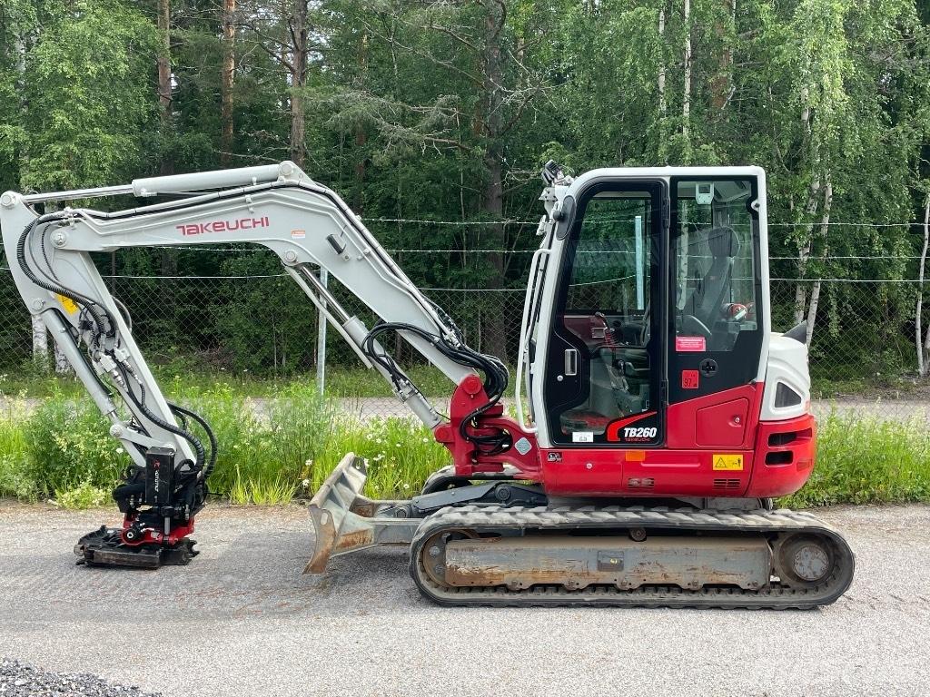 Takeuchi TB 260 ミニ油圧ショベル 7t以下（ミニユンボ・ミニディガー）
