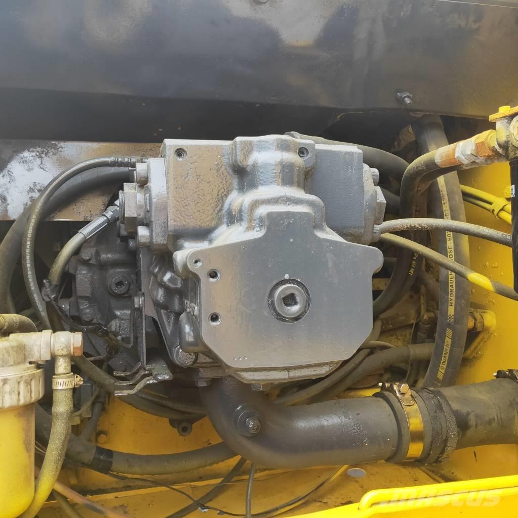 Komatsu PC200-7 大型油圧ショベル12t以上（パワーショベル・ユンボ）