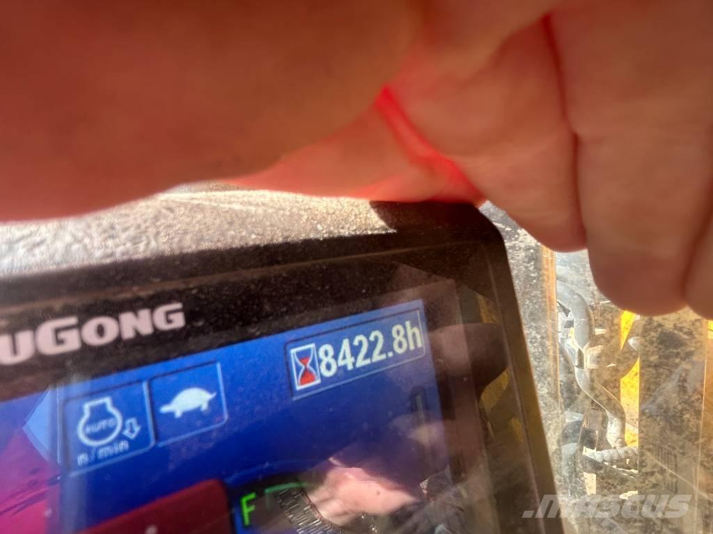 LiuGong 922E 大型油圧ショベル12t以上（パワーショベル・ユンボ）