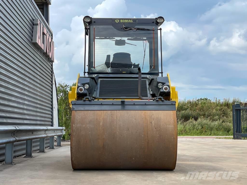 Bomag BW 151 AD-5 タンデムローラ