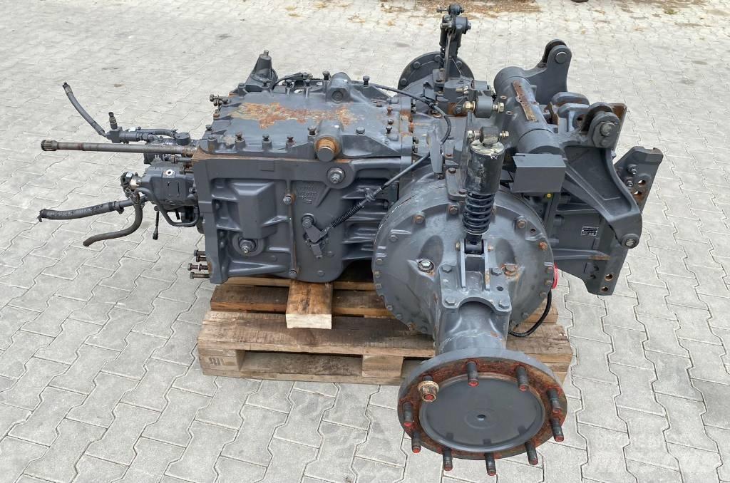 Fendt 820 REAR AXLE トランスミッション