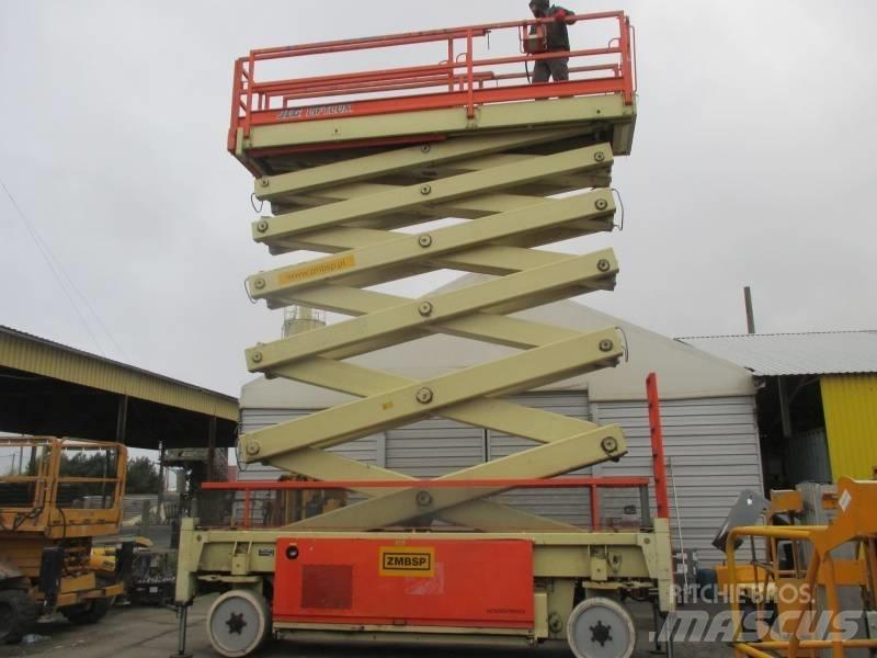 JLG Liftlux 245-12 シザースリフト