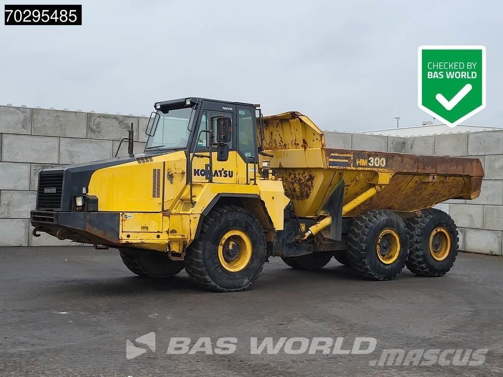 Komatsu HM300-2 アーティキュレート式ダンプトラック