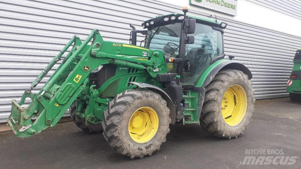 John Deere 6130 R トラクター