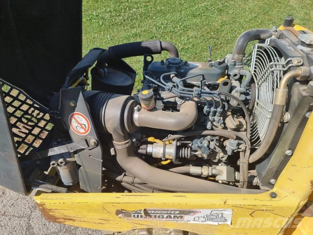 Bomag BMP 8500 プレートコンパクター