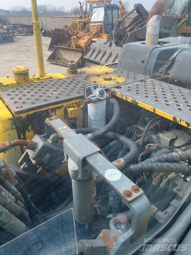 Volvo EC 160 B N LC 大型油圧ショベル12t以上（パワーショベル・ユンボ）