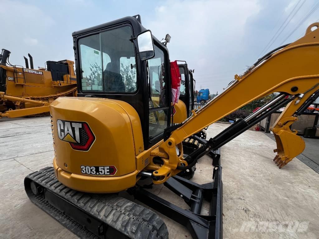 CAT 303.5 E ミニ油圧ショベル 7t以下（ミニユンボ・ミニディガー）