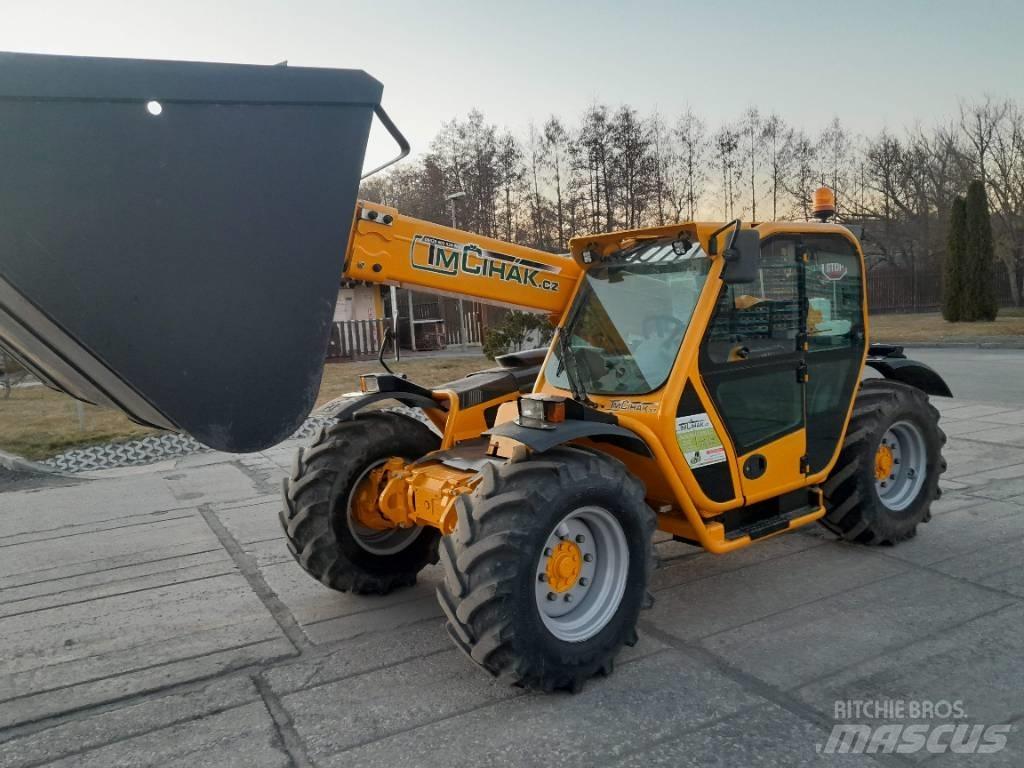 Merlo P 32.6 L テレスコーピックハンドラー