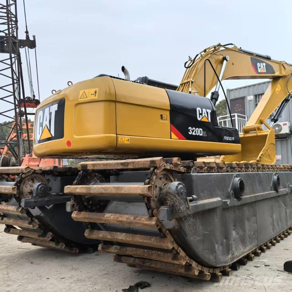 CAT 320 D 水陸両用油圧ショベル、ユンボ