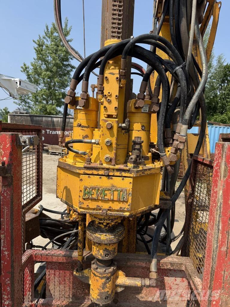 Beretta T41 クローラドリル