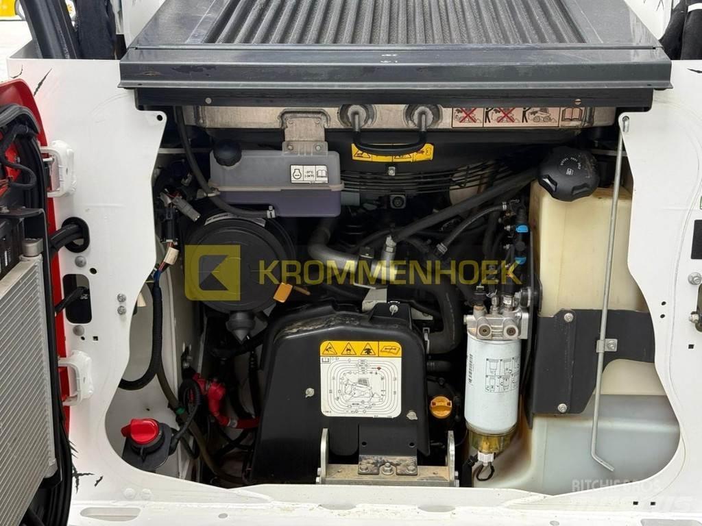 Bobcat T 76 スキッドステアローダー