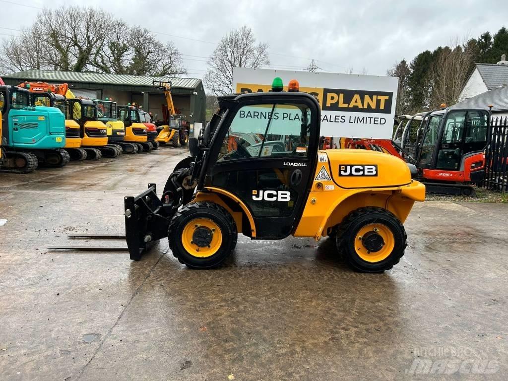 JCB 520-40 テレスコーピックハンドラー