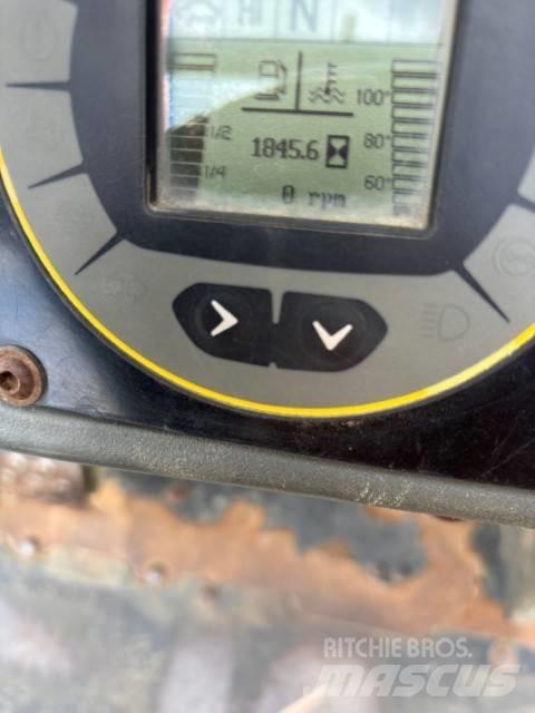 Wacker Neuson DW 60 サイト　ダンプ