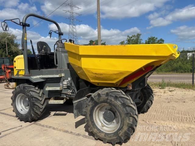 Wacker Neuson DW 60 サイト　ダンプ