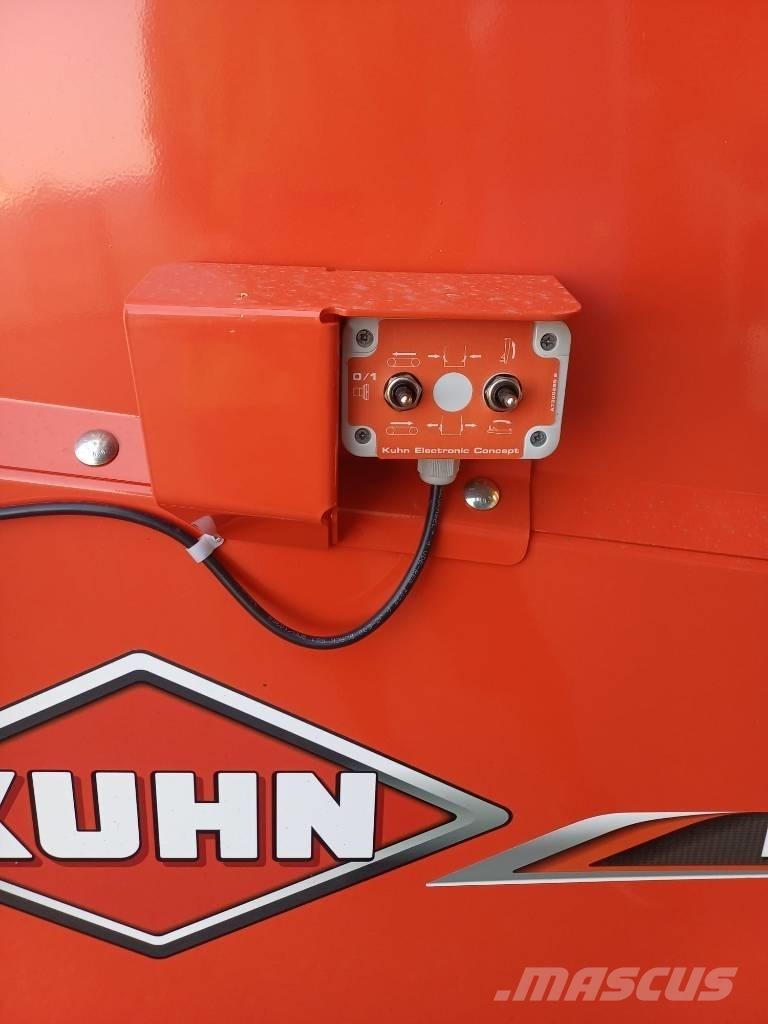 Kuhn Primor 2060 M ベールシュレッダー、カッター、アンローラー