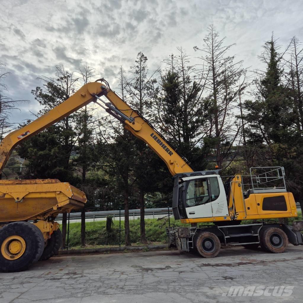 Liebherr LH 30 M 廃棄物／工業産廃処理機